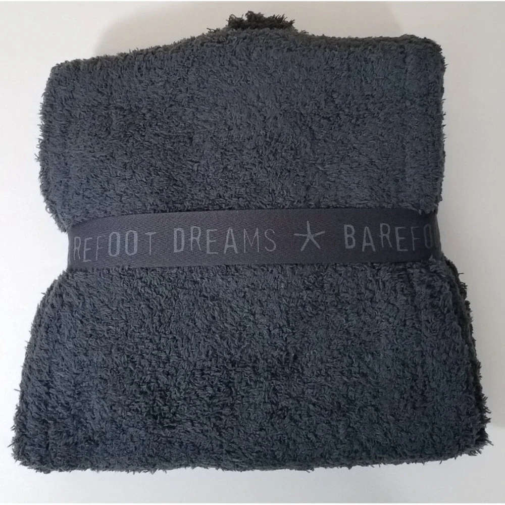 Barefoot Dreams CozyChic‎ Pom Pom Beanie Scarf Gift Set Slate Blue NEW
